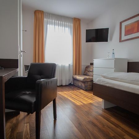 Hotel Goldene Gans Mannheim Exterior photo