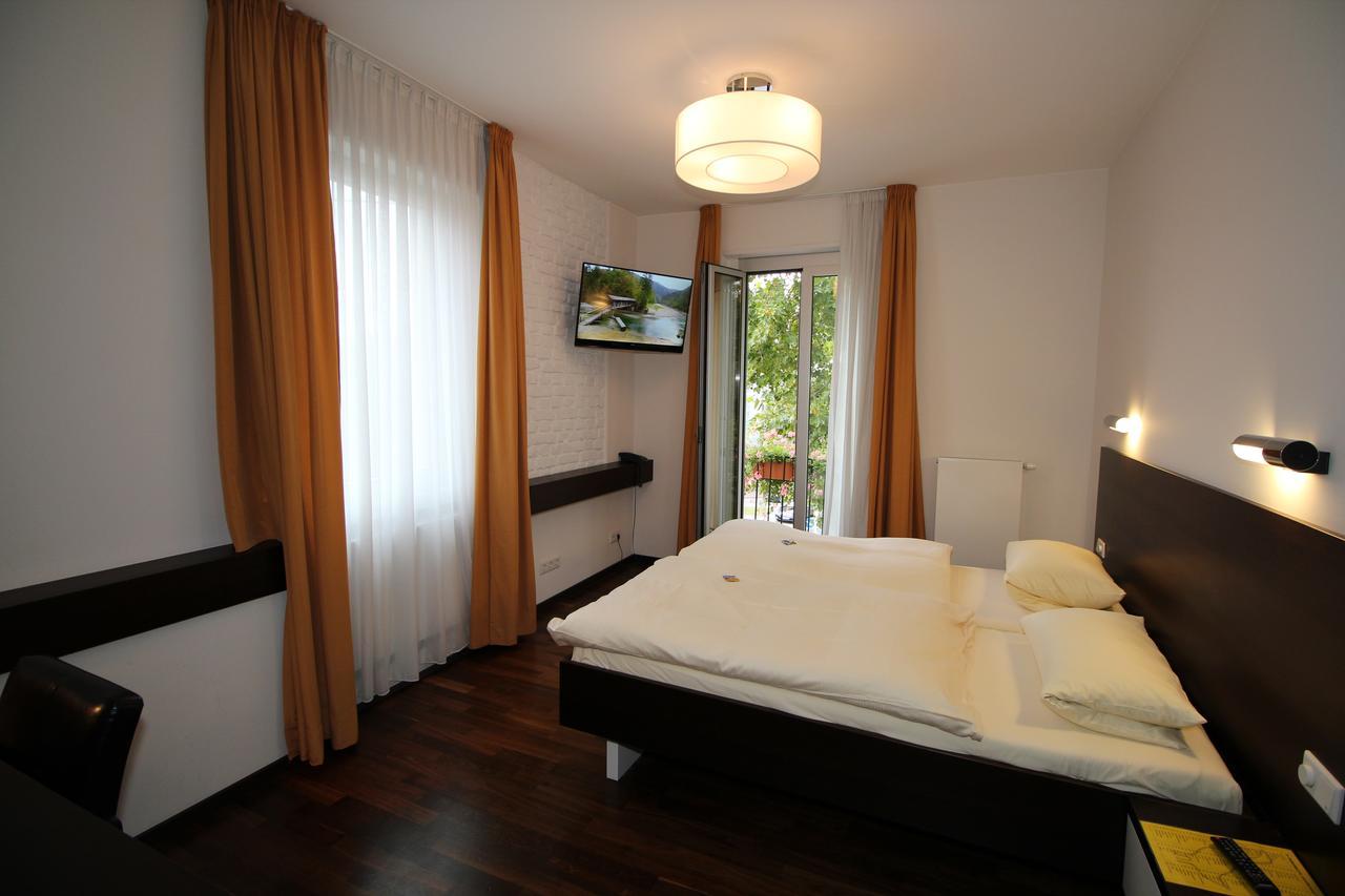 Hotel Goldene Gans Mannheim Exterior photo