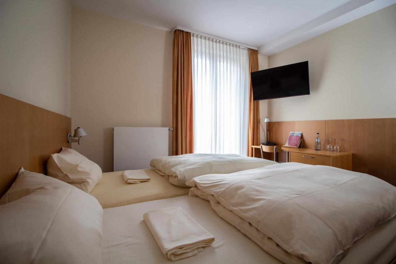 Hotel Goldene Gans Mannheim Exterior photo